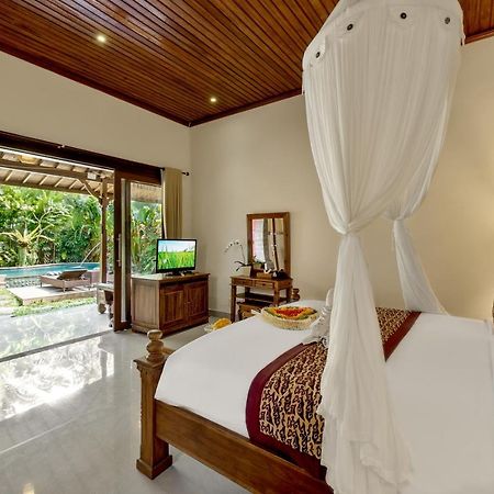 D'Bale Ananda Ubud Villa ภายนอก รูปภาพ